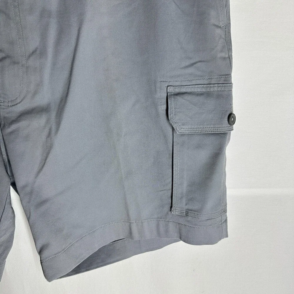 NWT Roundtree & Yorke Casual Mens Shorts 46 Gray Flat Front Stretch 9